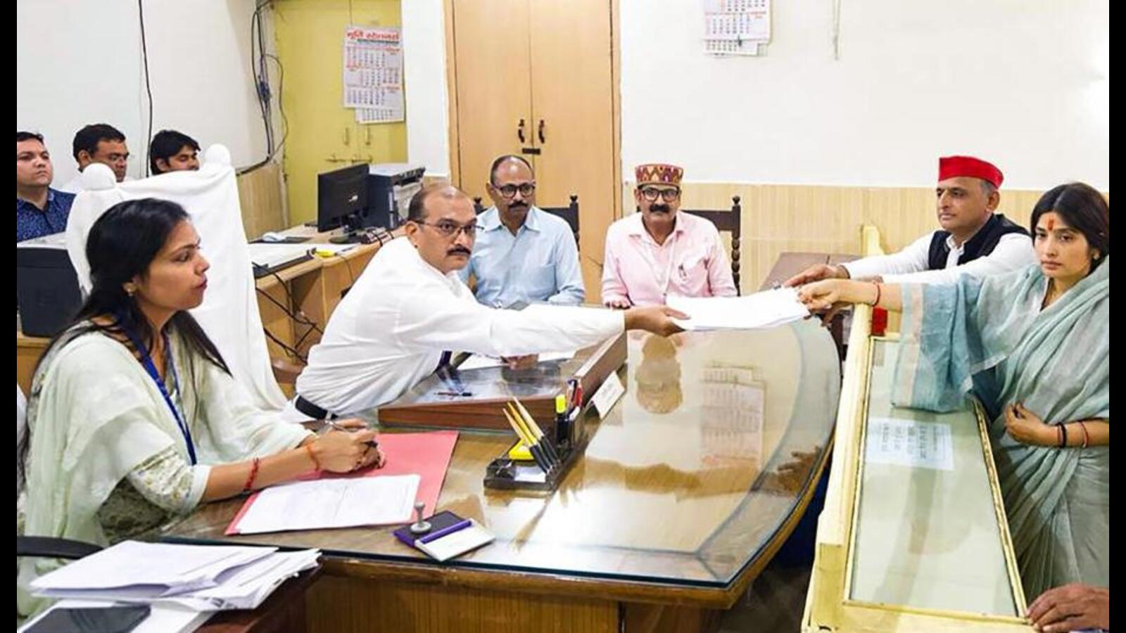 Historic win in Mainpuri will be true tribute to ‘netaji’, says Akhilesh Yadav as Dimple Yadav files nomination