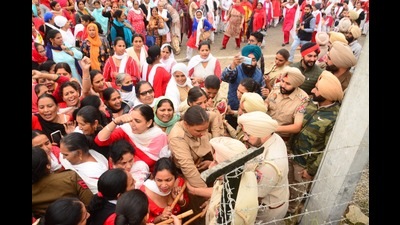 The protesting members said that they have not received their monthly honorarium since the last six months. (HT photo)