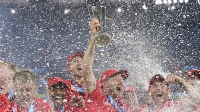 England's captain Jos Buttler, center, holds the trophy as players spray champagne while they celebrate after defeating Pakistan in the final (AP) England's captain Jos Buttler, center, holds the trophy as players spray champagne while they celebrate after defeating Pakistan in the final (AP)