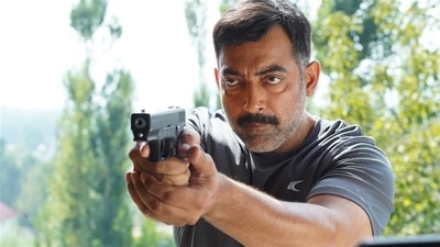 Manav Vij plays Kabir Farooqui, an SPG commando in Tanaav, Manav Vij plays Kabir Farooqui, an SPG commando in Tanaav,