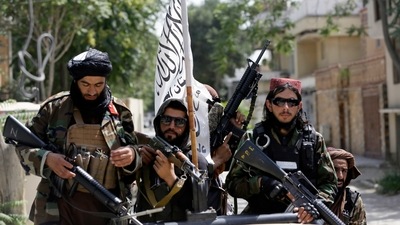 Afghanistan's supreme leader orders full implementation of Islamic law (AP) Afghanistan's supreme leader orders full implementation of Islamic law (AP)