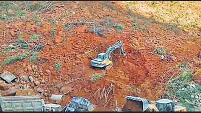 **EDS: IMAGE VIA SOCIAL MEDIA POSTED ON MONDAY, NOV. 14, 2022** Hnahthial: Rescue operation underway after a stone quarry caved in, at Maudarh in Hnahthial district. (PTI Photo)(PTI11_14_2022_000247A) (PTI) **EDS: IMAGE VIA SOCIAL MEDIA POSTED ON MONDAY, NOV. 14, 2022** Hnahthial: Rescue operation underway after a stone quarry caved in, at Maudarh in Hnahthial district. (PTI Photo)(PTI11_14_2022_000247A) (PTI)