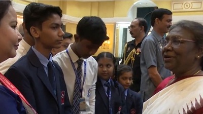 Murmu spoke with students and inquired about their future goals. (ANI)