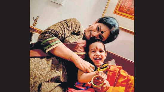 Bharatanatyam exponent, Padma Shri Geeta Chandran with grandson Akshar.