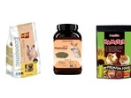 Good hamster feeds includes pellets, seeds and sticks.