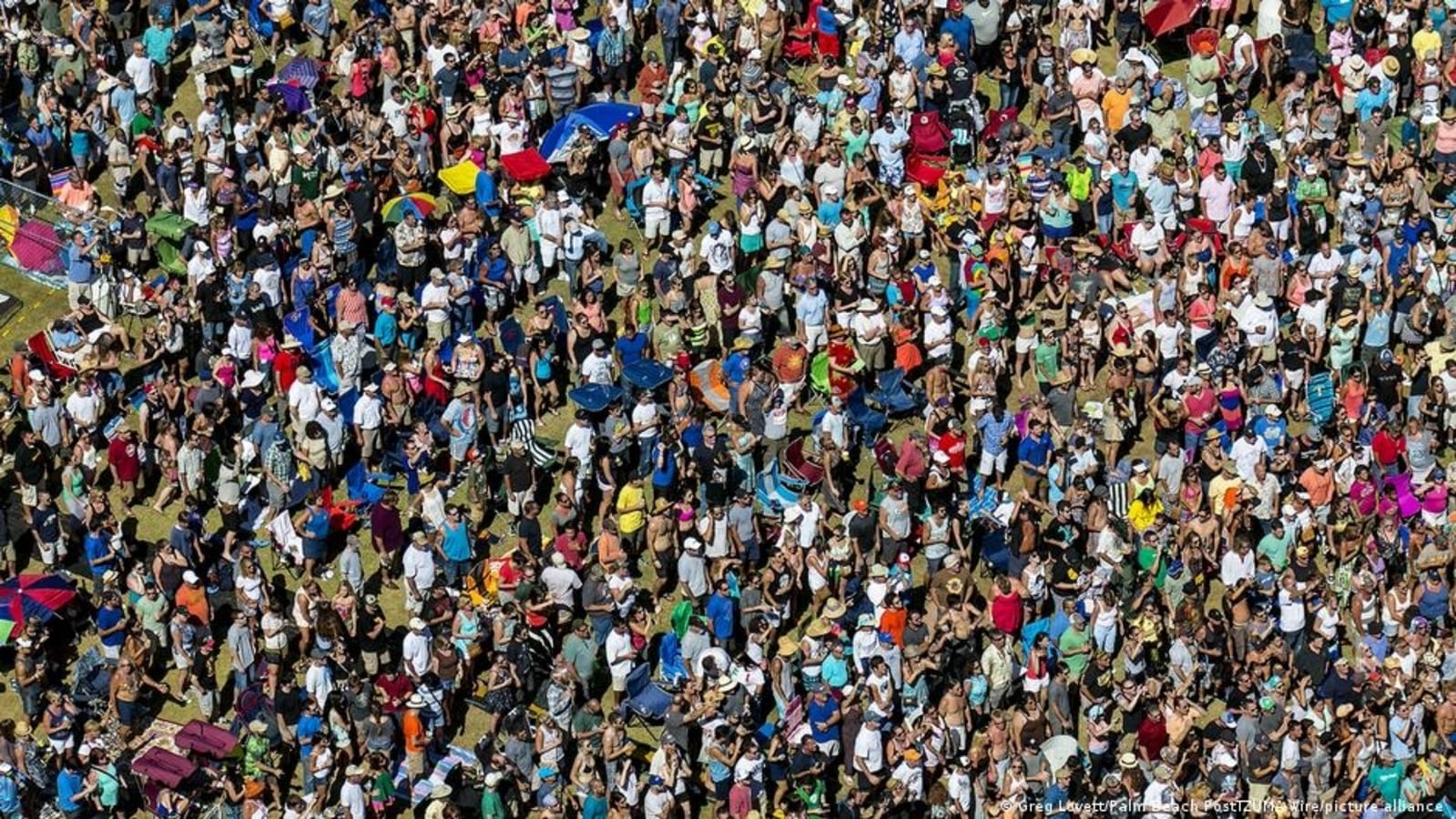 Население человечества в мире. 7 Млрд человек. Население планеты. 8 Миллиардов человек. Население земли.