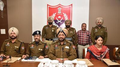 Patiala range IG Mukhwinder Singh Chhina, along with SSP Varun Sharma and other officials, addressing a press conference on Tuesday. (HT Photo) Patiala range IG Mukhwinder Singh Chhina, along with SSP Varun Sharma and other officials, addressing a press conference on Tuesday. (HT Photo)