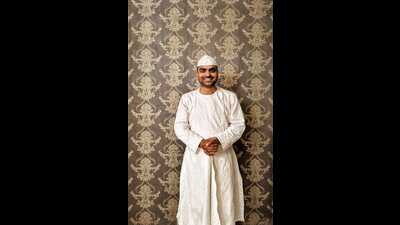 Lucknow Dastango Himashu Bajpai (HT Photo) Lucknow Dastango Himashu Bajpai (HT Photo)
