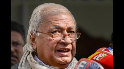 Kerala governor Arif Mohammad Khan speaks to media persons in New Delhi on Tuesday. (PTI Photo) Kerala governor Arif Mohammad Khan speaks to media persons in New Delhi on Tuesday. (PTI Photo)