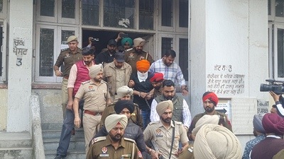 On Tuesday afternoon, Sunny was brought to Amritsar Court Complex amidst heavy security. (HT photo) On Tuesday afternoon, Sunny was brought to Amritsar Court Complex amidst heavy security. (HT photo)