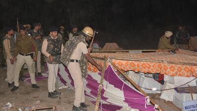 Panchkula administration had carried out a midnight crackdown to remove residents protesting against dumping of waste in Jhuriwala. (HT File) Panchkula administration had carried out a midnight crackdown to remove residents protesting against dumping of waste in Jhuriwala. (HT File)