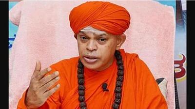 The former pontiff of the mutt, Shivamurthy Sharanaru, has been accused of sexually assaulting at least four minor girls. (HT Photo) The former pontiff of the mutt, Shivamurthy Sharanaru, has been accused of sexually assaulting at least four minor girls. (HT Photo)
