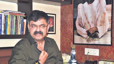 Thane, India - November 15, 2022: NCP MLA Jitendra Awhad interacts with media after Thane Court grants him bail in the alleged molestation case, in Thane, Mumbai, India, on Tuesday, November 15, 2022. (Praful Gangurde/HT Photo) (HT PHOTO)