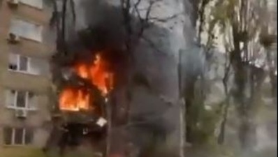 Missiles hit Kyiv residential buildings in 'attack' on capital: Mayor (The Kyiv Independent)