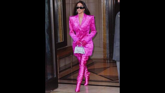 Paris in Pinklouis Vuittonhot Pink Printneon Pinkfashion 