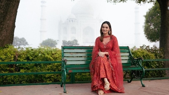 Manushi Chhillar opted for a red sharar set from the collection of the clothing line of the designer duo Drishti and Zahabia.(Instagram/@manushi_chhillar)