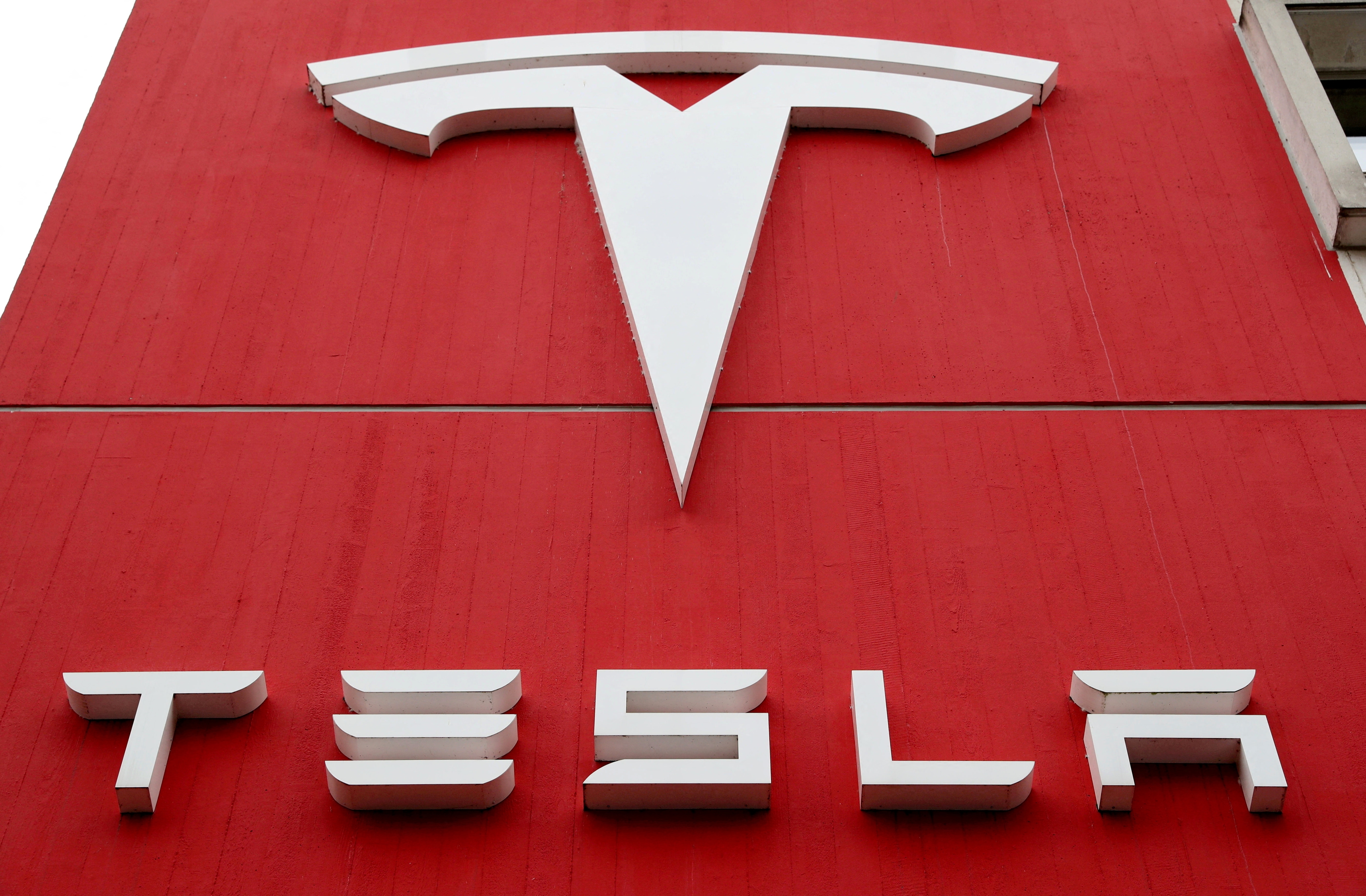 The US automaker added to its electric vehicle inventory in Shanghai at its fastest pace ever in October, data from China Merchants Bank International (CMBI) showed, at a time when automakers and investors are bracing for a downturn in the world’s largest car market. (Reuters file photo)