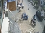 In the 34-second CCTV footage, the girl can be seen jumping off from an auto-rickshaw on a busy road. In the 34-second CCTV footage, the girl can be seen jumping off from an auto-rickshaw on a busy road.
