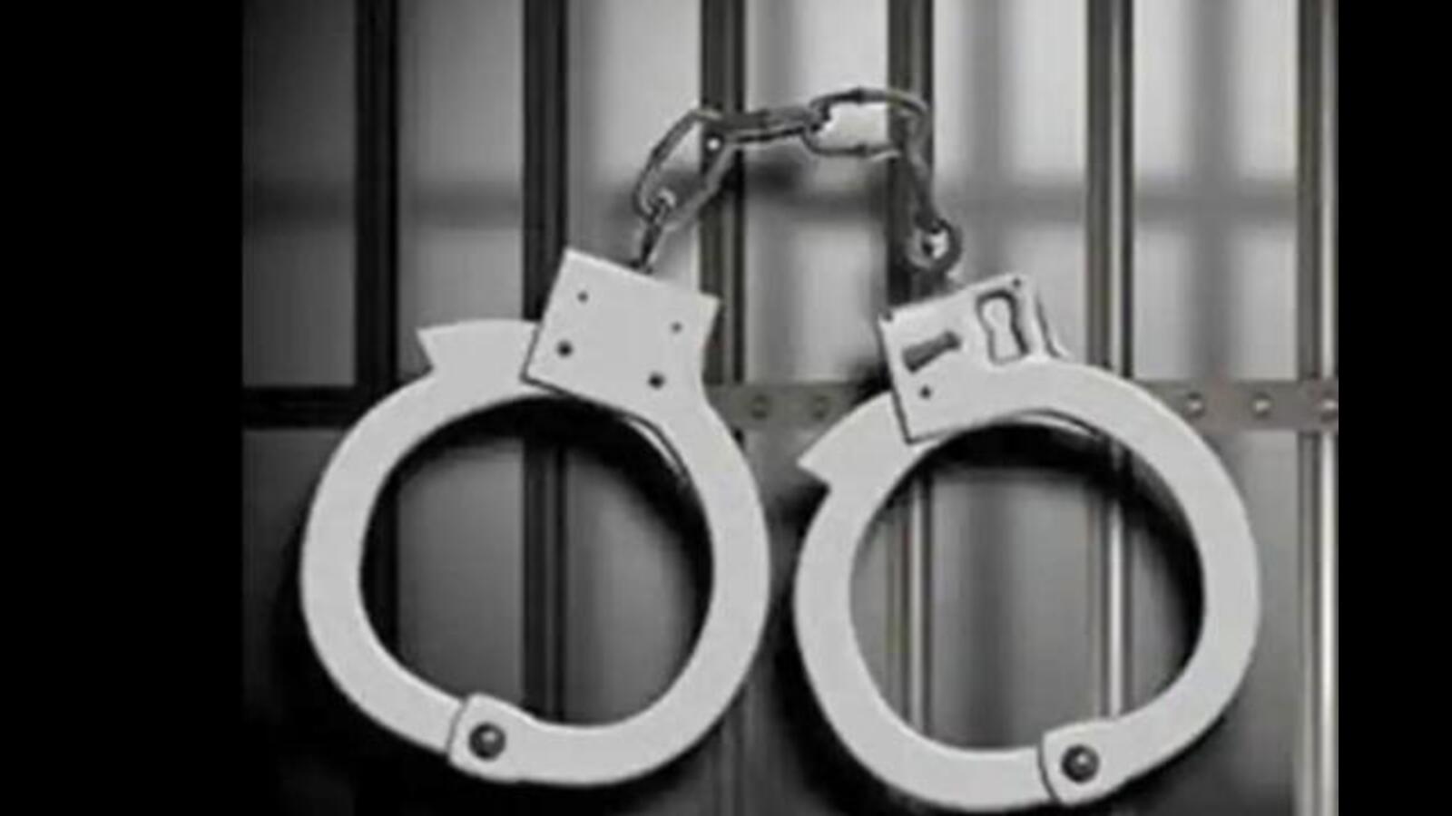 Six Held For Kidnapping, Extorting Money From Youth - Hindustan Times