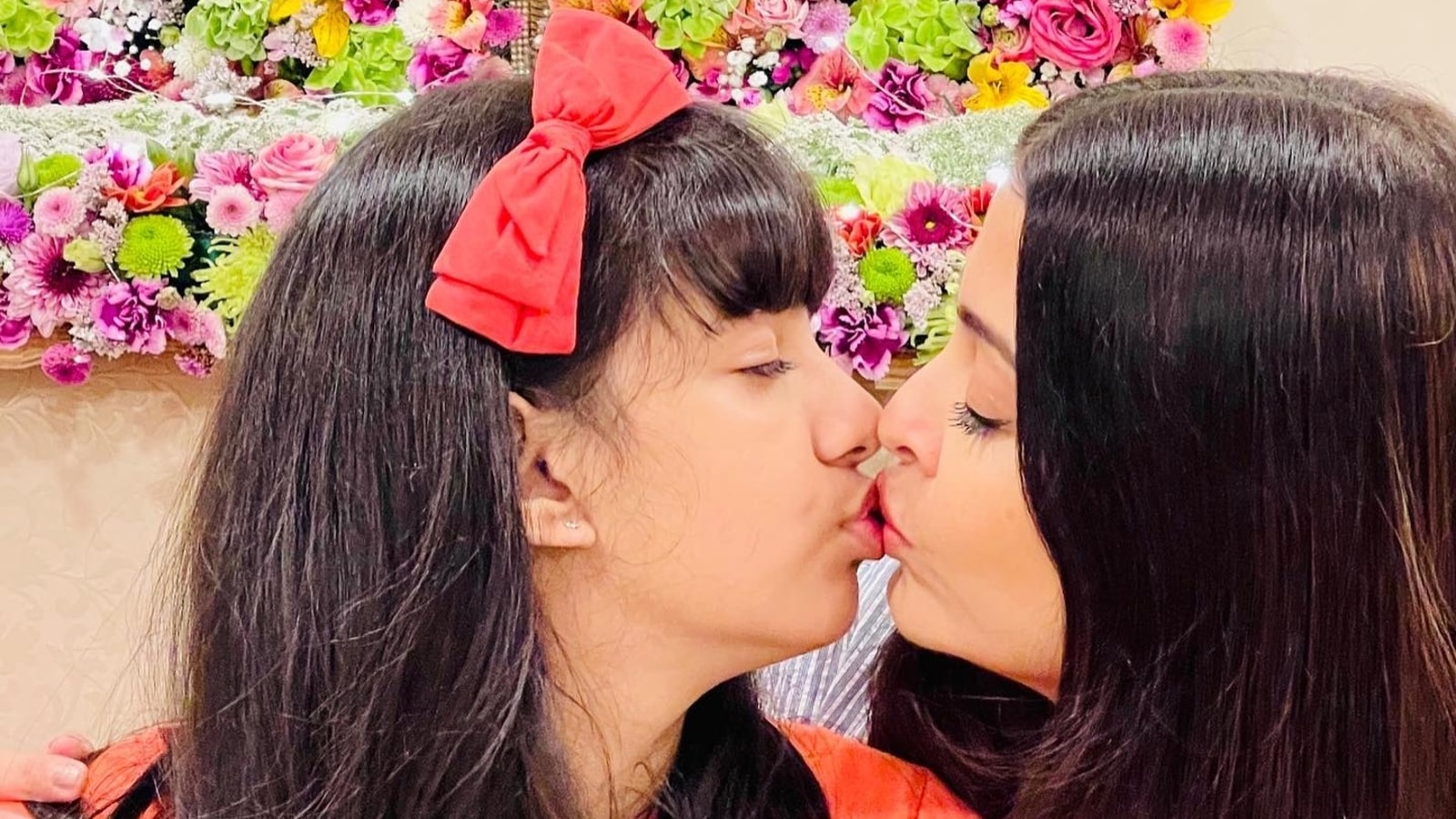 Aishwarya Rai kisses her ‘love, life’ daughter Aaradhya Bachchan on 11th birthday, shares pic; fans call her ‘mini Ash’