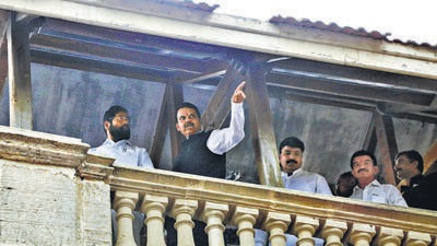 Mumbai, India - November 16, 2022: Maharashtra CM Eknath Shinde and Deputy CM Devendra Fadnavis inspect the work progress of Balasaheb Thackeray Smarak, at the erstwhile Mayor's Bungalow, Shivaji Park, Dadar, in Mumbai, India, on Wednesday, November 16, 2022. (Photo by Pratik Chorge/Hindustan Times) (Pratik Chorge/HT PHOTO) Mumbai, India - November 16, 2022: Maharashtra CM Eknath Shinde and Deputy CM Devendra Fadnavis inspect the work progress of Balasaheb Thackeray Smarak, at the erstwhile Mayor's Bungalow, Shivaji Park, Dadar, in Mumbai, India, on Wednesday, November 16, 2022. (Photo by Pratik Chorge/Hindustan Times) (Pratik Chorge/HT PHOTO)