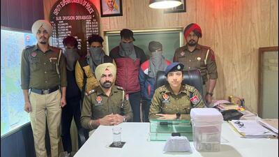 The accused who robbed a Ludhiana trader returning from Shimla on Tuesday. (HT File) The accused who robbed a Ludhiana trader returning from Shimla on Tuesday. (HT File)