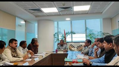At the 50th core planning committee meeting of GMDA, officials also decided to increase vehicle towing charges for wrong or illegal parking on Gurugram’s roads. (HT Photo) At the 50th core planning committee meeting of GMDA, officials also decided to increase vehicle towing charges for wrong or illegal parking on Gurugram’s roads. (HT Photo)