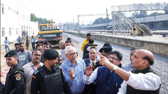 Defence minister Rajnath Singh inspecting work at the Alamnagar railway station in Lucknow on Wednesday. (ANI PHOTO)