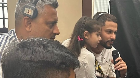 Inaaya Naumi Kemmu with Kunal Kemmu on his first day as a film director.