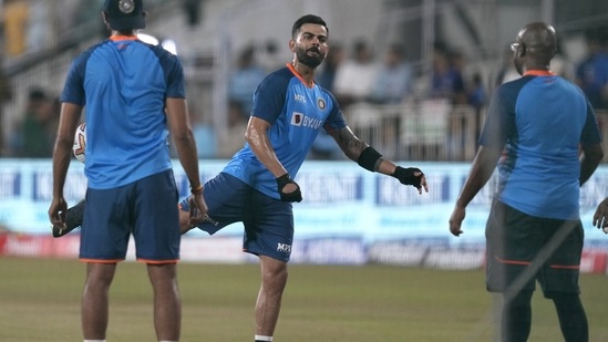 India's Virat Kohli, center, trains ahead of a match between India and Australia (AP)