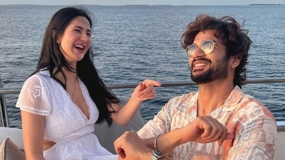 Katrina Kaif chills with Sunny Kaushal during Maldives birthday trip. (Instagram) Katrina Kaif chills with Sunny Kaushal during Maldives birthday trip. (Instagram)