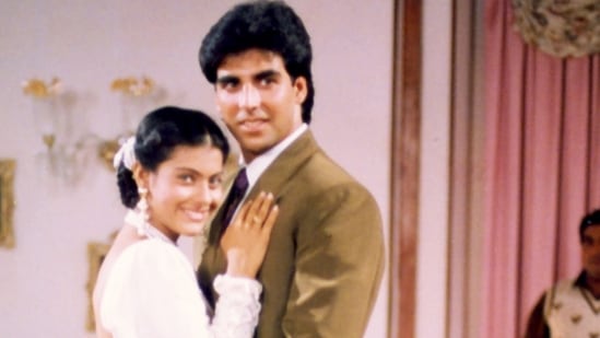 Kajol and Akshay Kumar in Yeh Dillagi.(YRF photos)