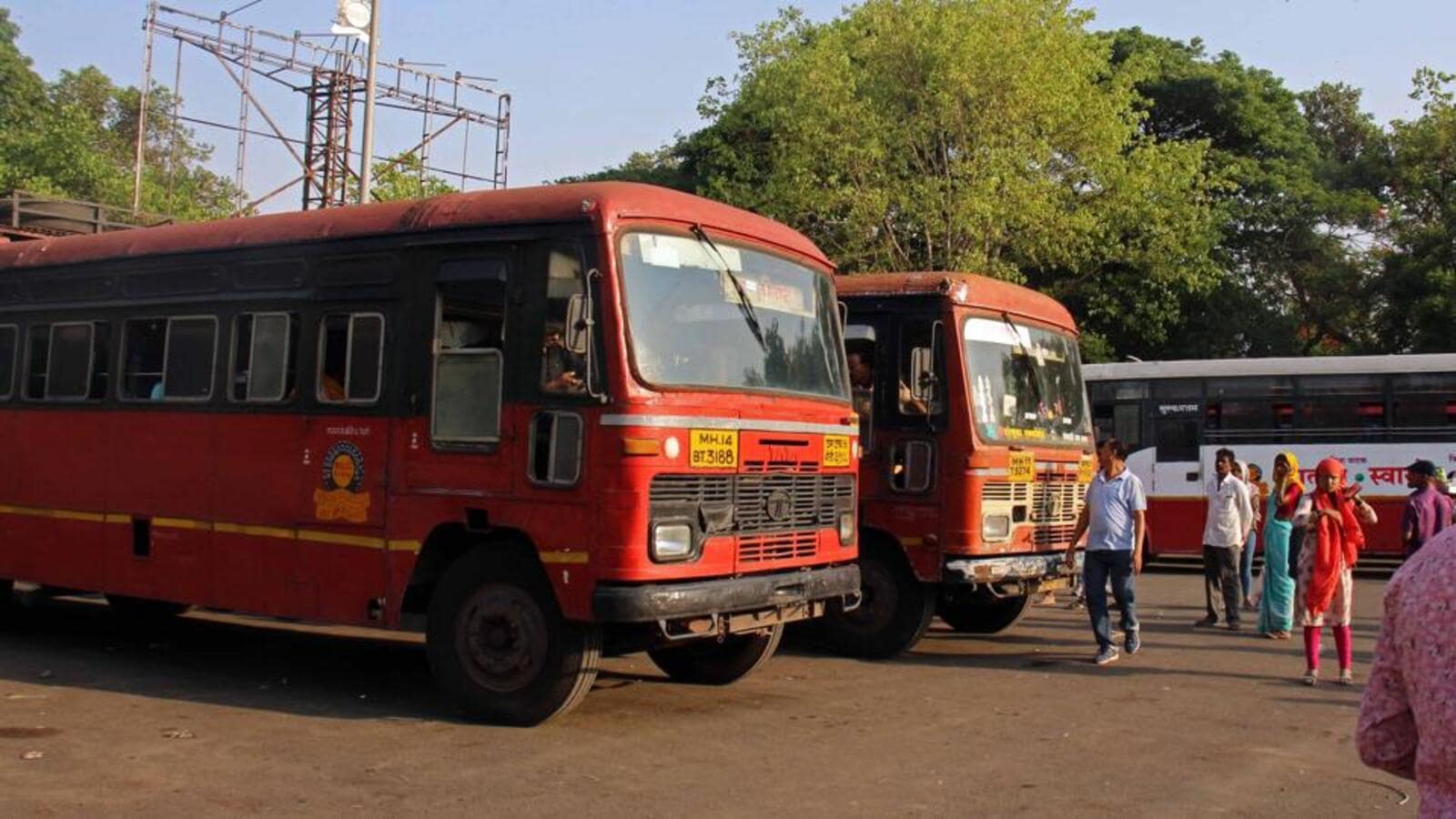 Travelling by MSRTC buses now becomes expensive