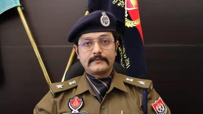 Patiala senior superintendent of police Varun Sharma said during the interrogation, Balraj Singh confessed that he had struck a deal to secure the job through a Haryana-based racket. (HT Photo) Patiala senior superintendent of police Varun Sharma said during the interrogation, Balraj Singh confessed that he had struck a deal to secure the job through a Haryana-based racket. (HT Photo)
