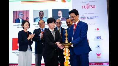 Toshihiro Kaneko, Chief Consul, Consulate of Japan in Mumbai (left) and Ravi Chitnis, vice-chancellor, MIT World Peace University at the inauguration of Indo-Japan Business Council, as part of ‘Konnichiwa Pune 2022’ at Hotel Sayaji, on Friday. (HT PHOTO) Toshihiro Kaneko, Chief Consul, Consulate of Japan in Mumbai (left) and Ravi Chitnis, vice-chancellor, MIT World Peace University at the inauguration of Indo-Japan Business Council, as part of ‘Konnichiwa Pune 2022’ at Hotel Sayaji, on Friday. (HT PHOTO)