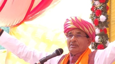 Gujarat polls: Shivraj Chouhan addresses poll meeting in Gujarat. Gujarat polls: Shivraj Chouhan addresses poll meeting in Gujarat.