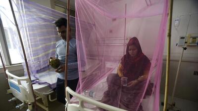 Noida, India - November 18, 2022: A patient undergoes treatment at a dengue ward of the District Hospital in Sector 30, in Noida, India, on Friday, November 18, 2022. (Photo by Sunil Ghosh / Hindustan Times) (Hindustan Times) Noida, India - November 18, 2022: A patient undergoes treatment at a dengue ward of the District Hospital in Sector 30, in Noida, India, on Friday, November 18, 2022. (Photo by Sunil Ghosh / Hindustan Times) (Hindustan Times)