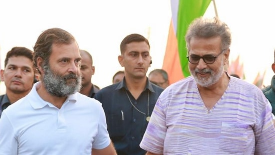 Congress leader Rahul Gandhi with Tushar Gandhi, great-grandson of Mahatma Gandhi, during the party's 'Bharat Jodo Yatra' on Friday, Nov. 18, 2022,(PTI) Congress leader Rahul Gandhi with Tushar Gandhi, great-grandson of Mahatma Gandhi, during the party's 'Bharat Jodo Yatra' on Friday, Nov. 18, 2022,(PTI)