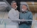 Ira Khan cheers for father Aamir Khan and uncle Mansoor Khan as they dance to Papa Kahte Hain at her engagement bash. Ira Khan cheers for father Aamir Khan and uncle Mansoor Khan as they dance to Papa Kahte Hain at her engagement bash.