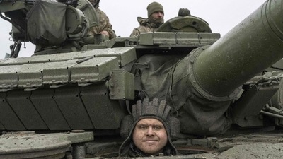 Russia-Ukraine War: Ukrainian army tank unit drives towards Kherson's frontline. (AFP)