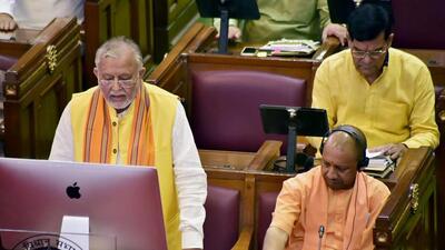 Uttar Pradesh finance minister Suresh Khanna reading the budget speech. (FILE PHOTO)