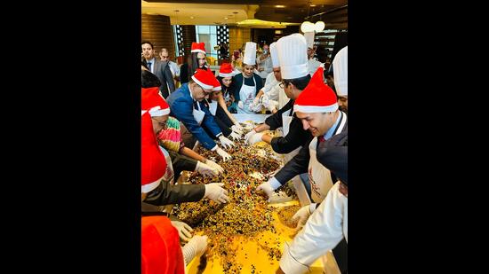 The ceremony organised at Crowne Plaza Greater Noida was attended by 150 people. The ceremony organised at Crowne Plaza Greater Noida was attended by 150 people.