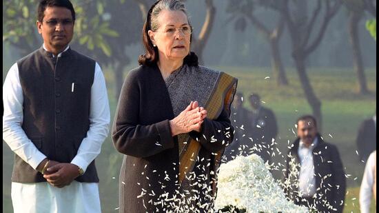 Former Congress president Sonia Gandhi paid floral tributes on the memorial of the late PM Indira Gandhi on her 105th birth anniversary at Shakti Sthal in New Delhi. (Arvind Yadav/HT)