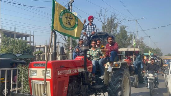 Repeal of farm laws: Farmers observe ‘victory day’