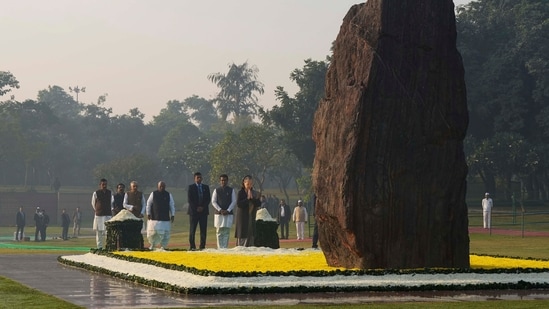 Prime Minister Narendra Modi, Congress leaders including Sonia Gandhi, Rahul Gandhi, and party chief President Mallikarjun Kharge and other leaders on Saturday paid tributes to former Prime Minister Indira Gandhi on her birth anniversary.(PTI)