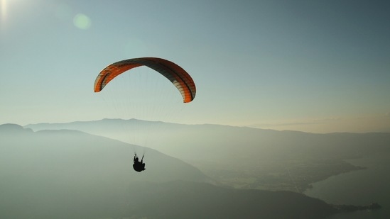 Paragliding in Jammu soon to promote adventure tourism, trials underway (Jahoo Clouseau)