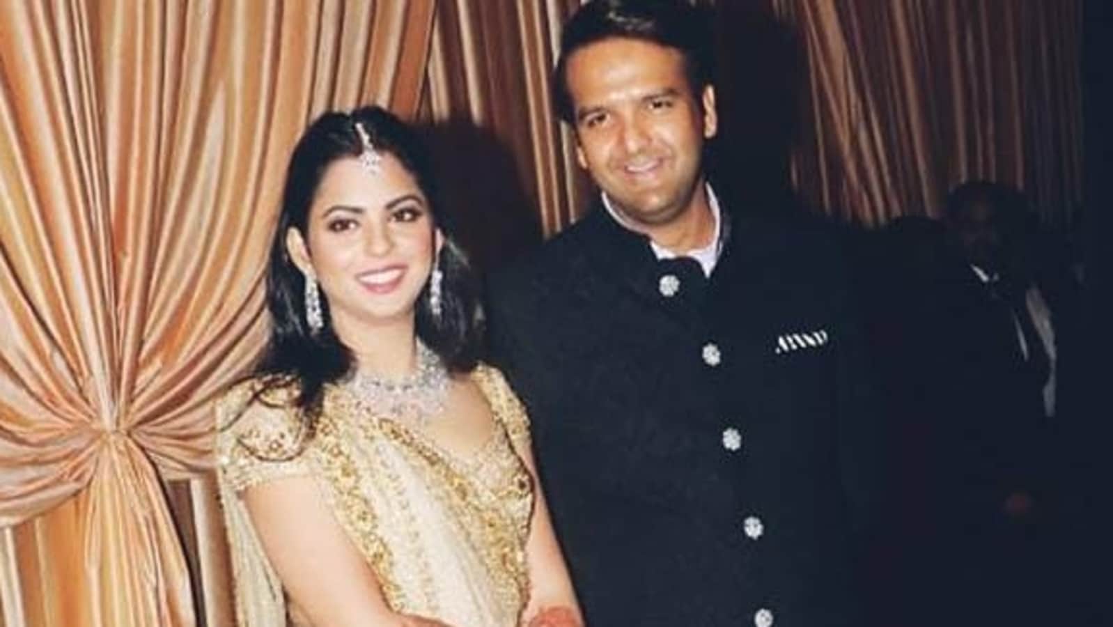 Isha Ambani Husband Anand Piramal Become Parents To Twins