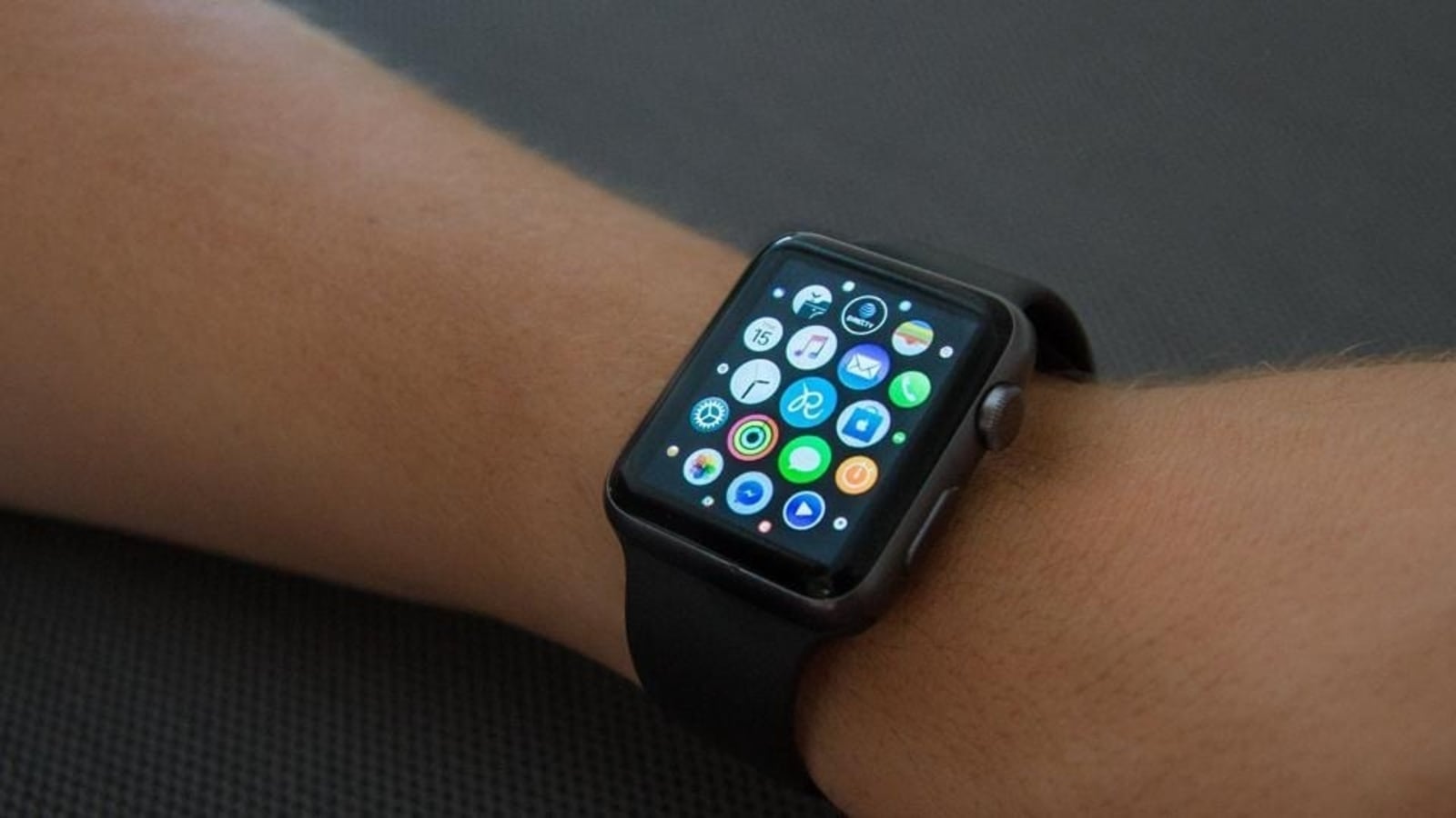 Apple Watch’s ECG can help diagnose heart problem: Research