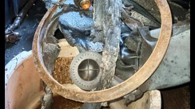 Mangaluru: A cooker fitted with detonator, wires and batteries found during the investigation after an explosion in an auto-rickshaw in Mangaluru, Sunday, Nov. 20, 2022. Karnataka Director General of Police Praveen Sood on Sunday said that the explosion was an 'act of terror'. (PTI Photo)(PTI11_20_2022_000043B) (PTI) Mangaluru: A cooker fitted with detonator, wires and batteries found during the investigation after an explosion in an auto-rickshaw in Mangaluru, Sunday, Nov. 20, 2022. Karnataka Director General of Police Praveen Sood on Sunday said that the explosion was an 'act of terror'. (PTI Photo)(PTI11_20_2022_000043B) (PTI)