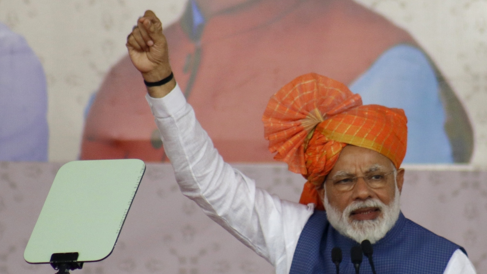 गुजरात में चुनावी बुखार चढ़ा, पीएम मोदी, राहुल गांधी, अरविंद केजरीवाल